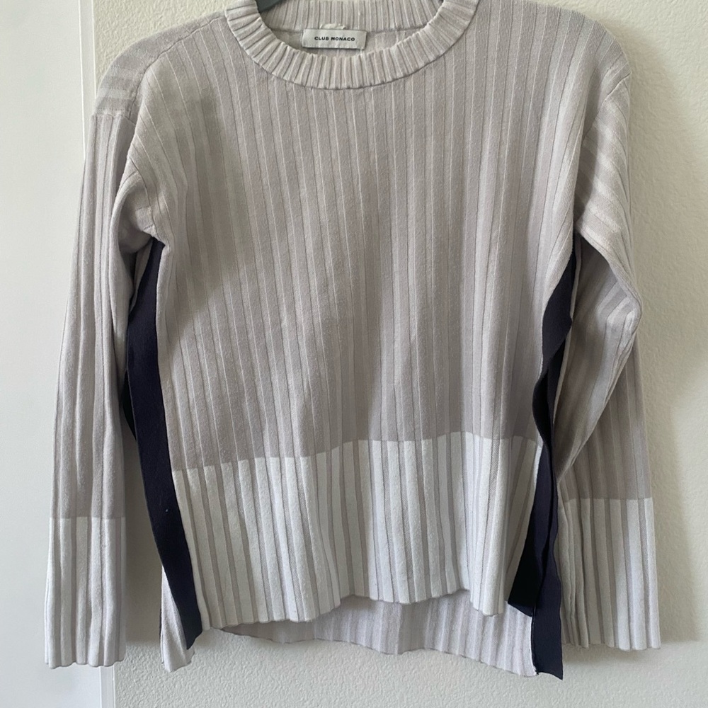 Club Monaco Ribbed Crewneck Sweater in Light Gray